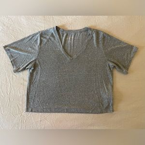 Grey V-necked cropped box tee